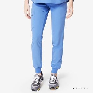 FIGS Zamora jogger scrub pants